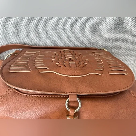 Dolce Vita Brown Crossbody Bag with Woven Design - Picture 13 of 16